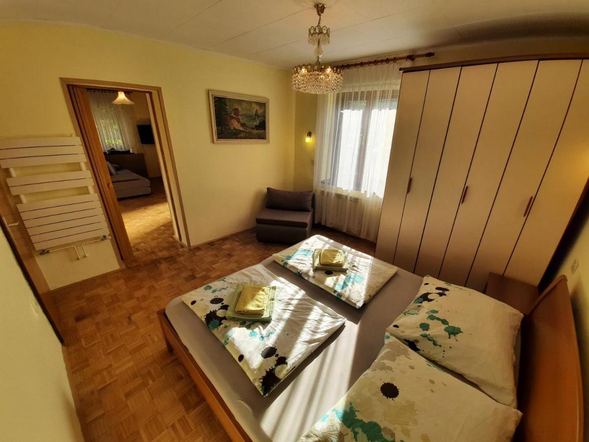 Chalet And Apartment Zonir With Sauna Kobarid Bagian luar foto